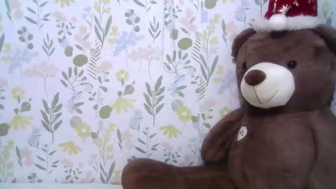 Ask me  online show from November 27, 2025, 4:42 pm