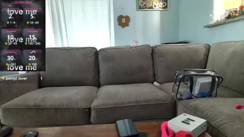 Salty Captain 69  Hat Girl 69 online show from October 21, 2025, 7:14 pm