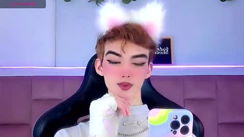 salvatore_boom online show from February 25, 2026, 2:32 am