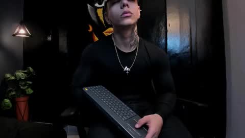 Snapshot of salvatore_damore chatting on September 27, 2025, 11:15 am SALVATORE online show from September 27, 2025, 11:15 am