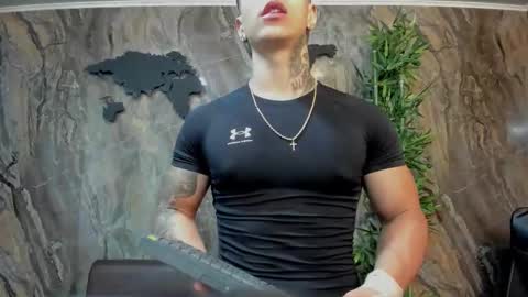 Snapshot of salvatore_damore chatting on October 6, 2025, 11:29 am SALVATORE online show from October 6, 2025, 11:29 am