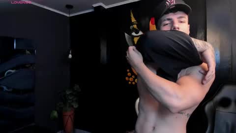 Snapshot of salvatore_damore chatting on October 13, 2025, 5:24 pm SALVATORE online show from October 13, 2025, 5:24 pm