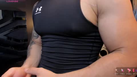 Snapshot of salvatore_damore chatting on October 25, 2025, 5:19 pm SALVATORE online show from October 25, 2025, 5:19 pm