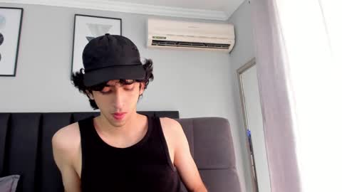 salvatore  online show from March 3, 2025, 2:48 pm