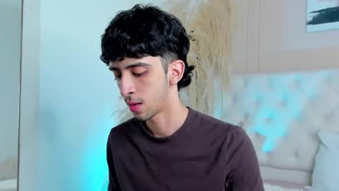 salvatore  online show from October 8, 2025, 8:50 pm