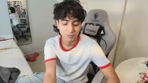 Snapshot of salvatore_montt chatting on December 2, 2025, 7:09 pm salvatore_montt online show from December 2, 2025, 7:09 pm