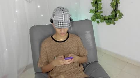 Snapshot of sam__cute chatting on January 26, 2025, 6:48 pm sam__cute online show from January 26, 2025, 6:48 pm