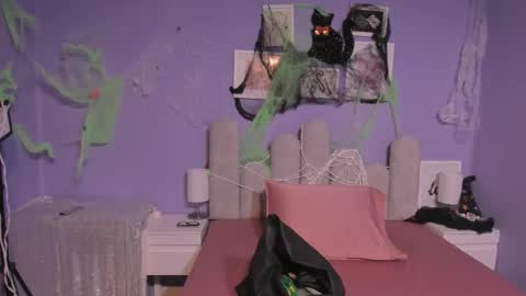 Sam online show from October 30, 2025, 3:41 am