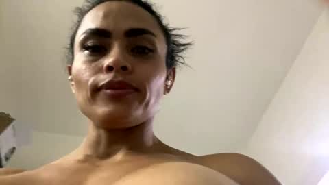 Snapshot of sam_diva chatting on February 28, 2025, 4:10 pm SAM online show from February 28, 2025, 4:10 pm