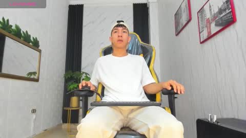 Snapshot of sam_kato chatting on November 17, 2025, 8:03 pm S A M online show from November 17, 2025, 8:03 pm