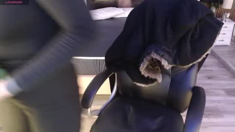 SAM MANSON online show from January 16, 2026, 12:20 pm