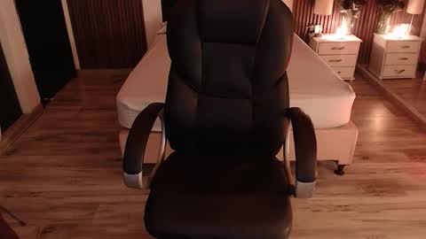 SAM MANSON online show from February 12, 2026, 12:11 pm