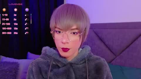 Sam online show from September 28, 2025, 7:14 am