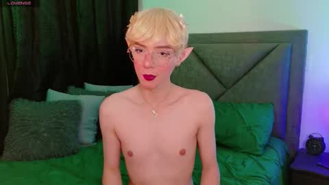 Sam online show from September 29, 2025, 8:30 am