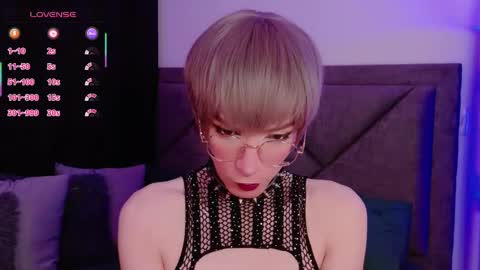 Sam online show from November 21, 2025, 7:29 am