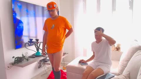 sam_tnt9 online show from November 2, 2025, 1:02 pm