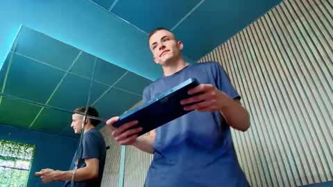 Sam Vega online show from September 10, 2025, 7:25 pm