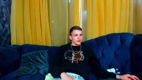 Sam Vega online show from November 7, 2025, 1:27 am