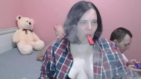 Alexandra and Sam online show from October 25, 2025, 1:51 pm