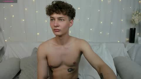Snapshot of samanie_ chatting on September 16, 2025, 1:56 pm Sam online show from September 16, 2025, 1:56 pm