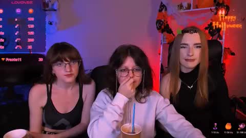 samanta_hotty online show from November 2, 2025, 8:00 pm