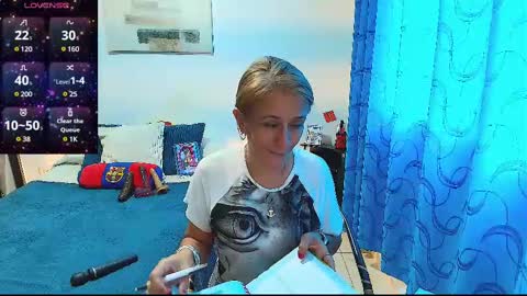 Snapshot of samanta_stone69 chatting on February 26, 2025, 8:11 pm Samanta Stone online show from February 26, 2025, 8:11 pm