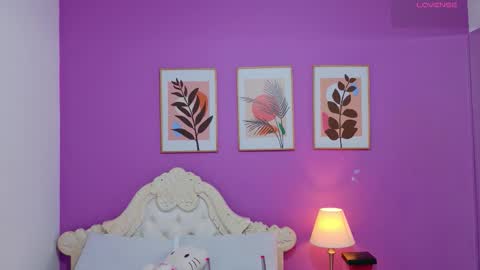 samantakane online show from March 18, 2026, 3:53 am