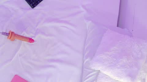 samantakane online show from April 11, 2026, 7:45 am