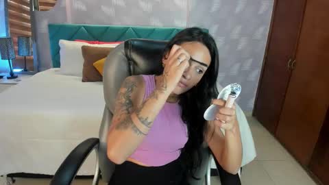 natalia online show from October 27, 2025, 12:31 pm