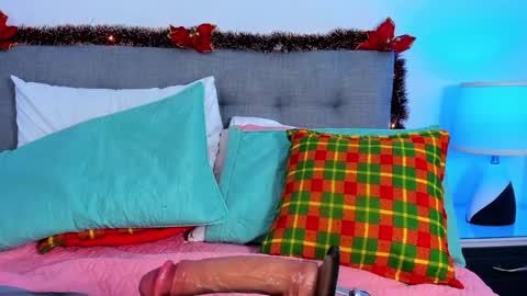 Samantha Vega online show from December 7, 2024, 12:30 am