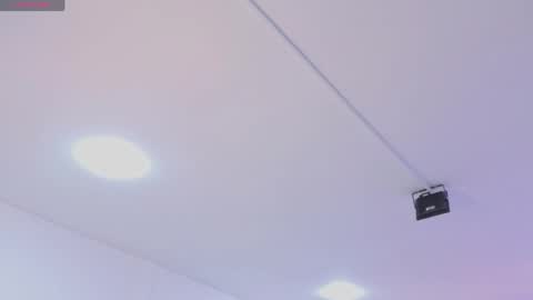samantha_blow online show from April 29, 2026, 3:21 am