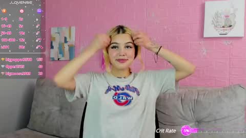 samantha_browwnn online show from December 24, 2024, 4:19 pm