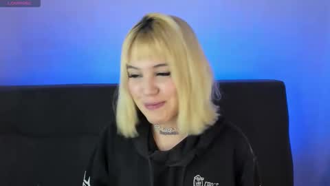 samantha_browwnn online show from October 9, 2025, 2:48 pm