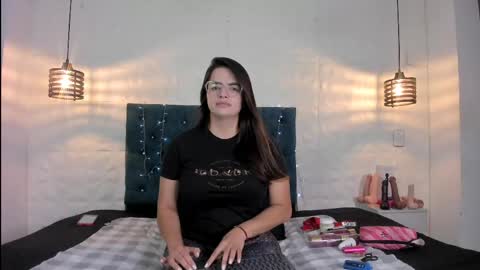 Snapshot of samantha_foxyy chatting on April 26, 2026, 12:03 pm samantha_foxyy online show from April 26, 2026, 12:03 pm