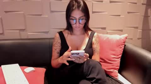 Snapshot of samantha_jadee chatting on December 7, 2024, 10:06 pm Samantha online show from December 7, 2024, 10:06 pm