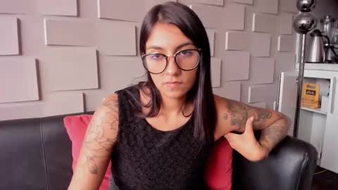 Snapshot of samantha_jadee chatting on December 10, 2024, 3:33 pm Samantha online show from December 10, 2024, 3:33 pm