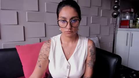 Snapshot of samantha_jadee chatting on January 3, 2025, 4:16 pm Samantha online show from January 3, 2025, 4:16 pm