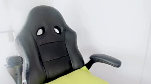 Andy online show from December 1, 2024, 8:53 pm