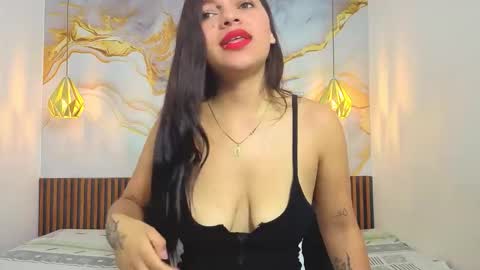 samantha_lopez2 online show from June 11, 2026, 2:37 pm