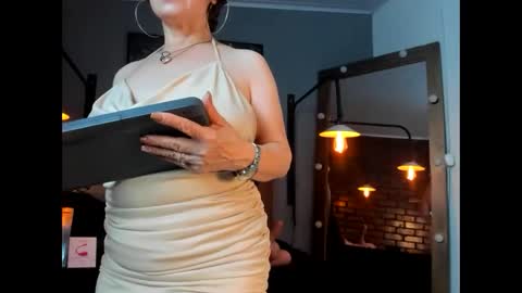 Snapshot of samantha_mature56 chatting on March 11, 2026, 2:17 am Sam online show from March 11, 2026, 2:17 am