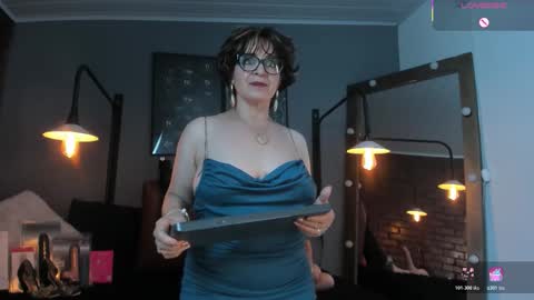 Snapshot of samantha_mature56 chatting on March 14, 2026, 2:28 am Sam online show from March 14, 2026, 2:28 am