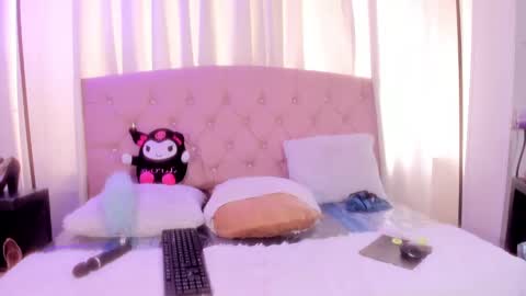 Samantha Spike online show from September 27, 2025, 2:11 pm