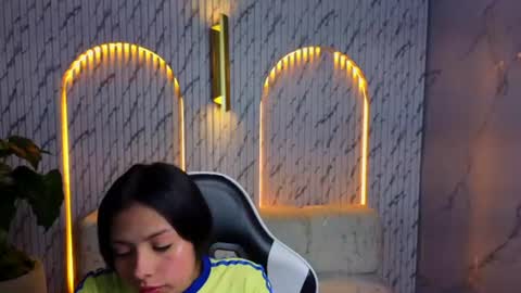 Samantha online show from June 18, 2026, 3:07 am