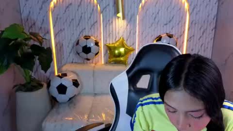 Samantha online show from June 28, 2026, 3:01 am