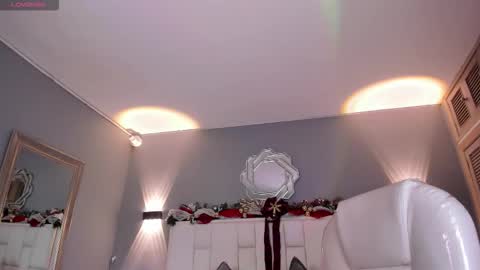  Samanthaa online show from December 18, 2025, 11:38 am