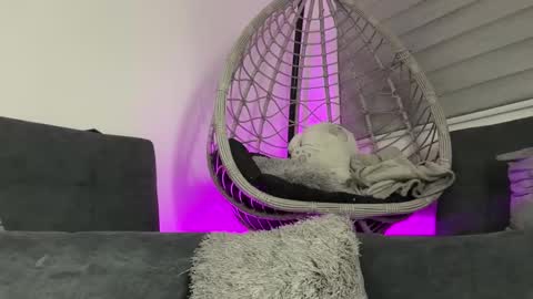 Samantha Bernardo online show from May 31, 2026, 4:20 am