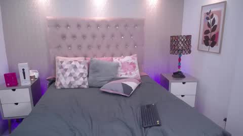 Samantha online show from November 23, 2025, 5:07 am