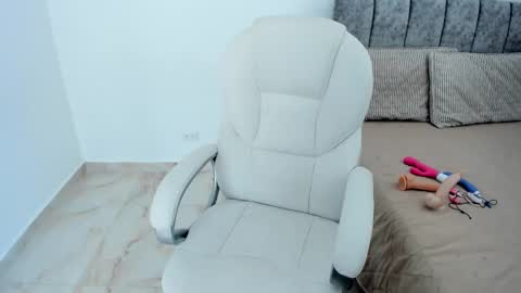 Snapshot of samanthakt2 chatting on February 3, 2025, 6:28 pm sam online show from February 3, 2025, 6:28 pm