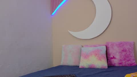 Snapshot of samanthalaurent chatting on June 13, 2026, 7:12 pm samanthalaurent online show from June 13, 2026, 7:12 pm