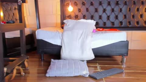 Alejandra  online show from January 25, 2025, 8:53 pm